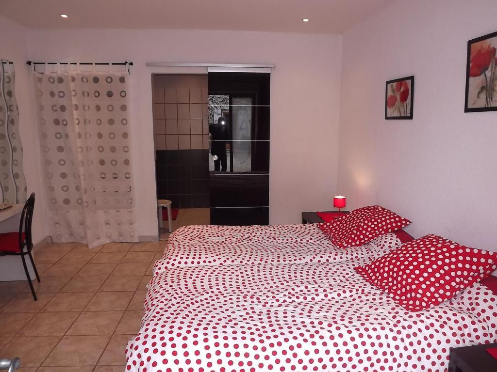 Chambres D'Hotes- Le Pre Aux Anes Albon Cameră foto